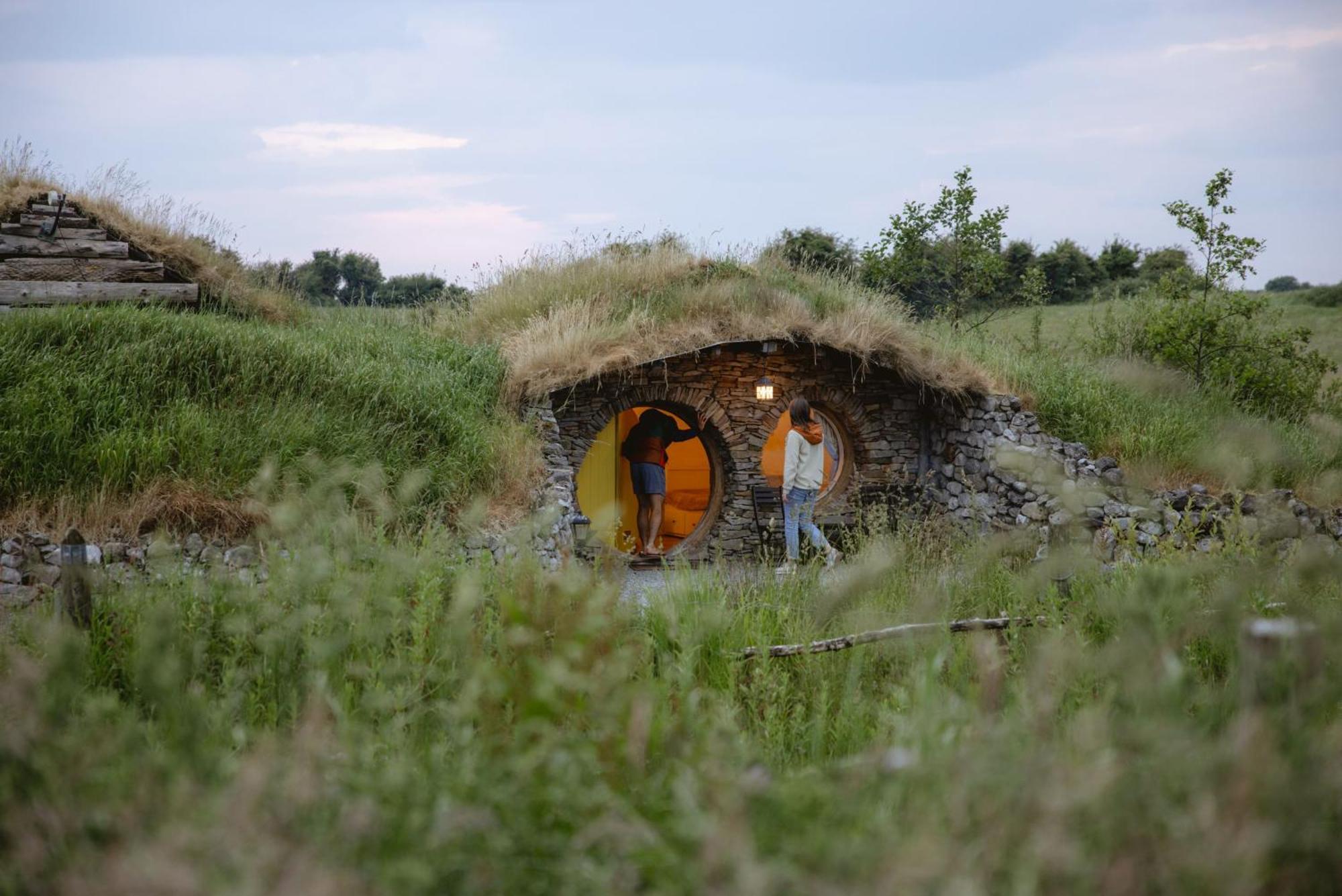 Mayo Glamping Castlebar Exterior foto