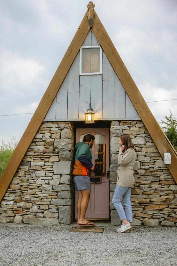 Mayo Glamping Castlebar Exterior foto